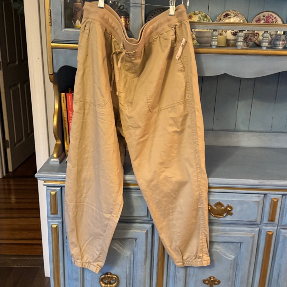 Women's Gap Tan Casual Pants - XL - Picture 3 of 5